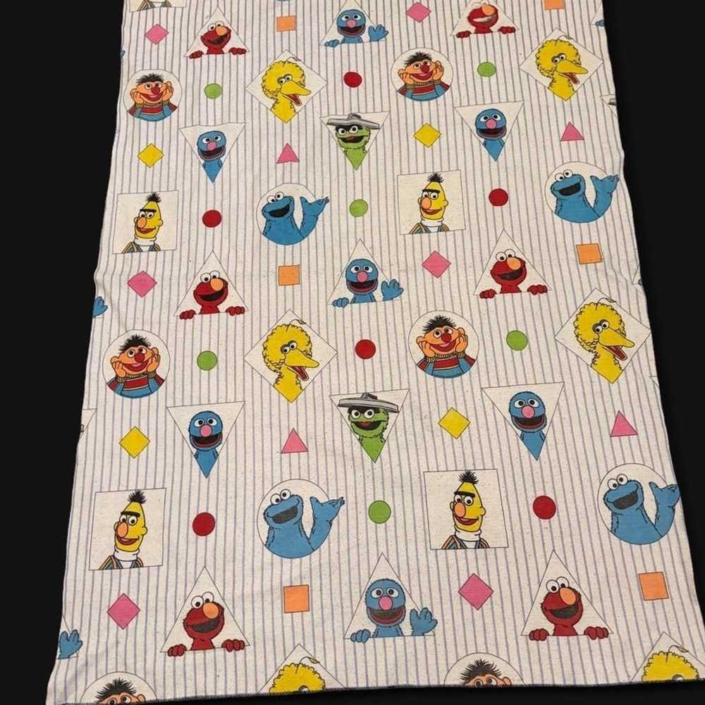 Vintage Sesame Street Shapes Blanket 62" x 86" 80's Striped Thick